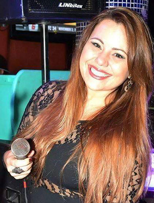 Fabiana
                        Barbosa - Vocal em Disco Queen