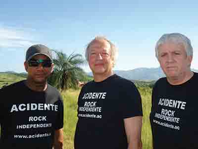 Zunga Ezzaet, Paulo Malaria and
                                    Helio Jenne are Acidente 2014