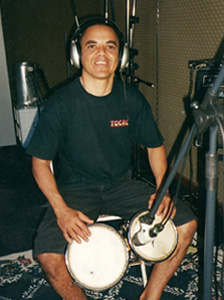Reppolho on
                        percussion in "1990"