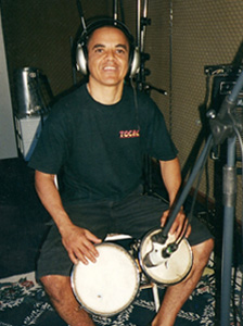 Reppolho on
                        percussion in "1990"